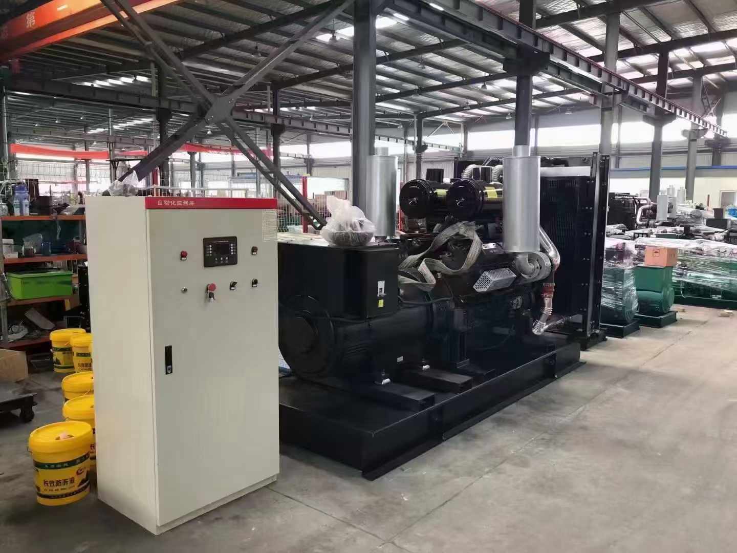长坡镇柴油发电机运行时的噪音和振动水平如何？